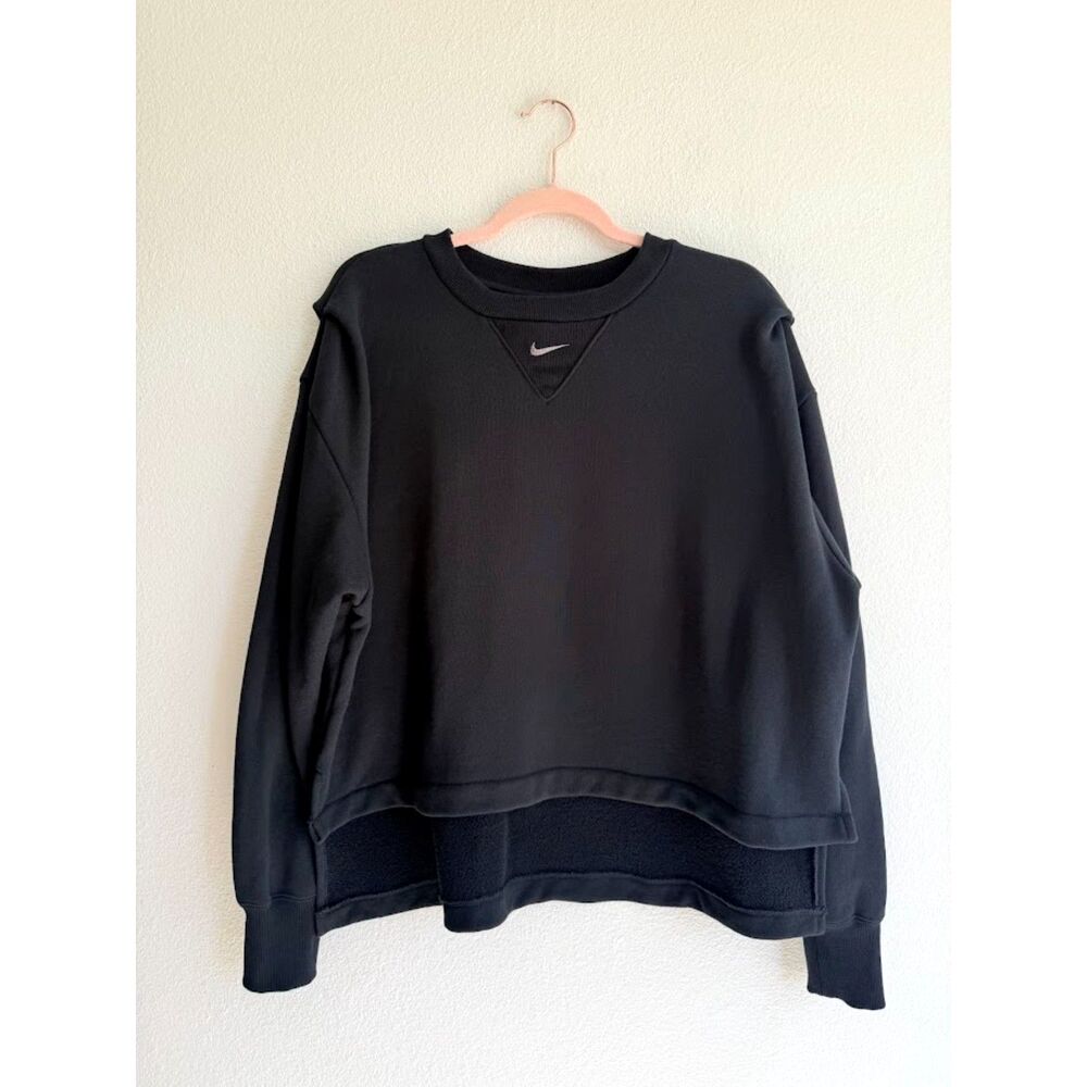 Nike Modern Fleece Oversized French Terry Crew Neck Sweatshirt in Black size M
